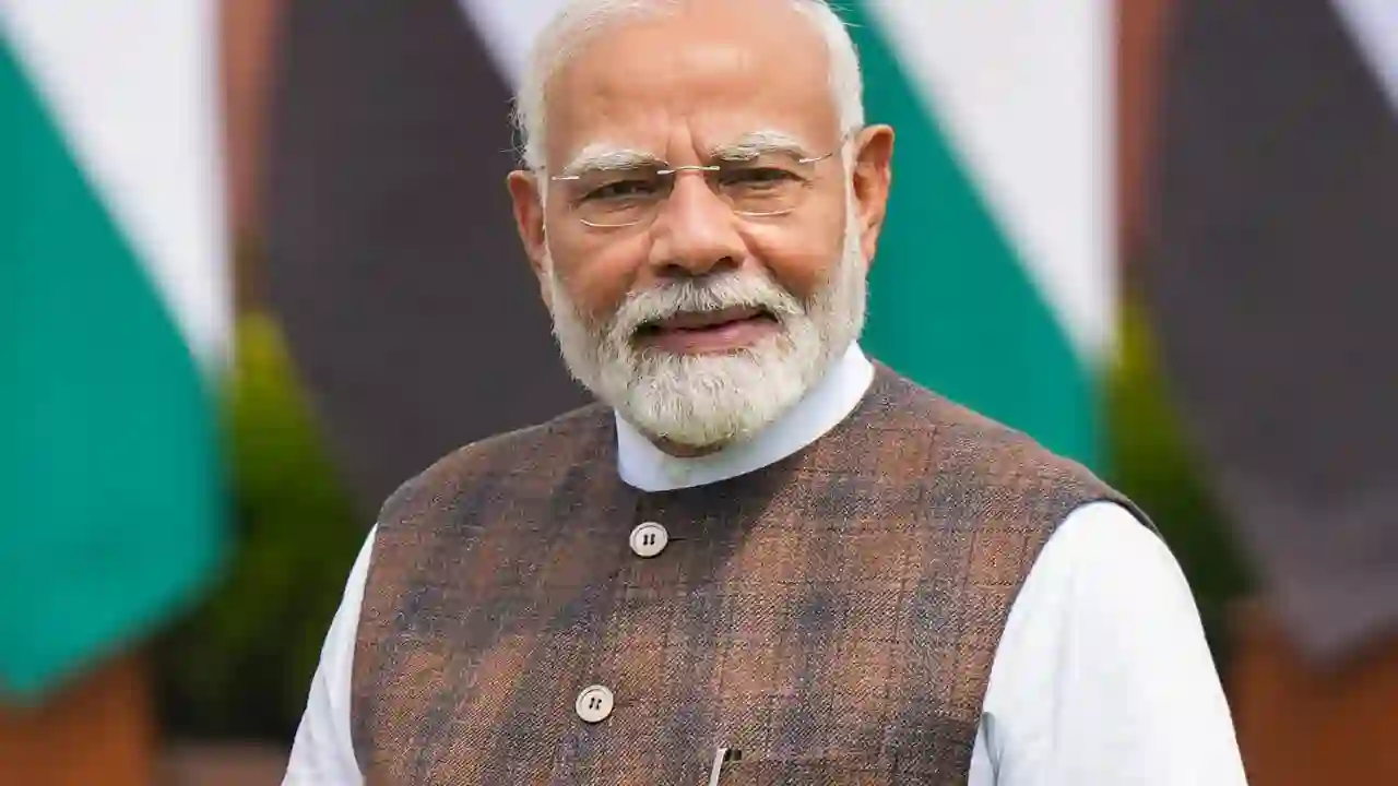 आज परीक्षा पे चर्चा में देशभर के विद्यार्थियों से बातचीत करे... - CG Sandesh
