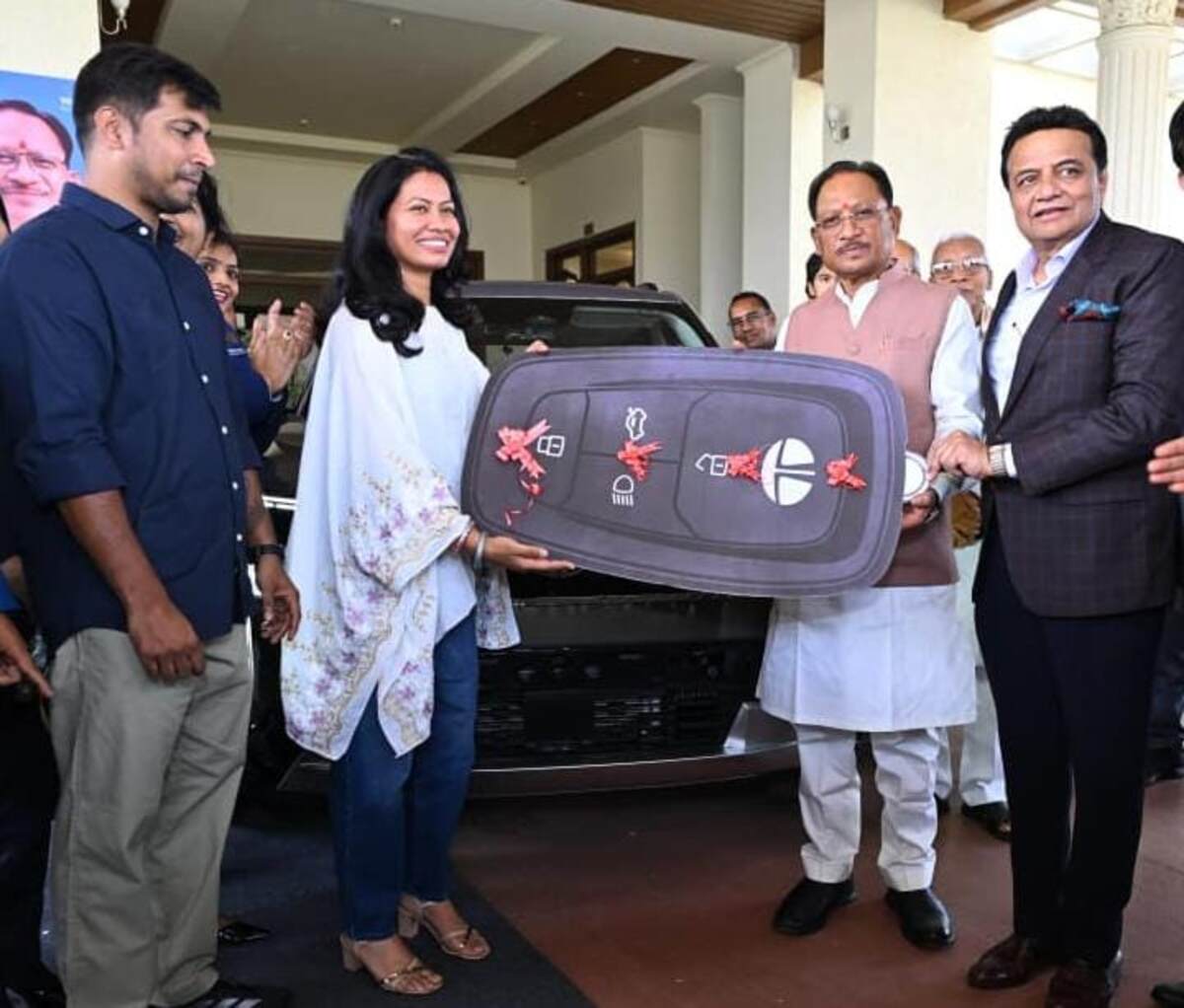  छत्तीसगढ़ की बेटी आकांक्षा ने बढ़ाया प्रदेश का मान, सीएम सा... - CG Sandesh