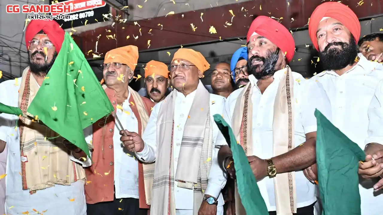 मुख्यमंत्री साय ने होला मोहल्ला के लिए संगत बसों को हरी झंडी... - CG Sandesh