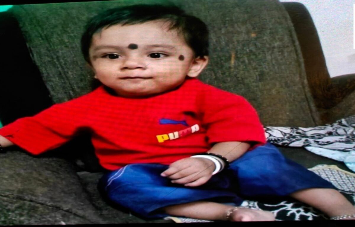 CG : घर में खेलते-खेलते 7 फीट गहरे पानी टंकी में गिरने से डे... - CG Sandesh