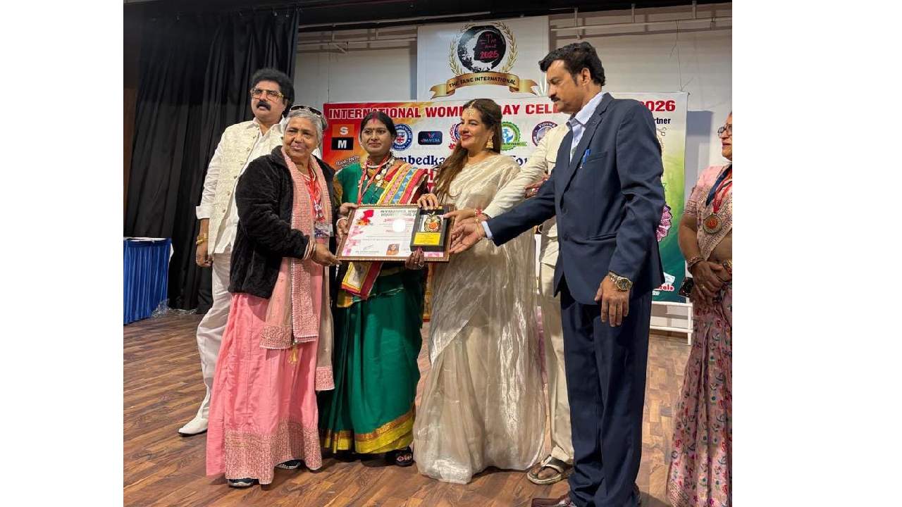 महासमुंद की सामाजिक कार्यकर्ता  प्रेमशीला को दिल्ली में किया... - CG Sandesh