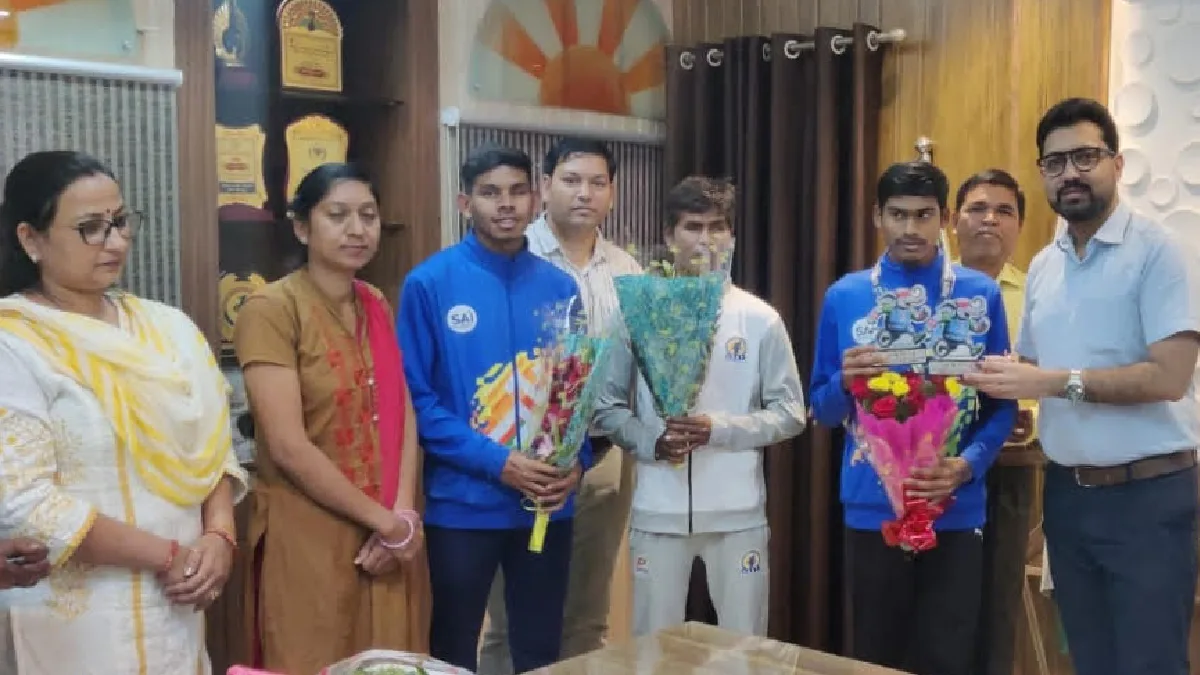 महासमुंद : सुकदेव ने 4 मिनट 26 सेकंड में 1500 मीटर दौड़ पूरी... - CG Sandesh