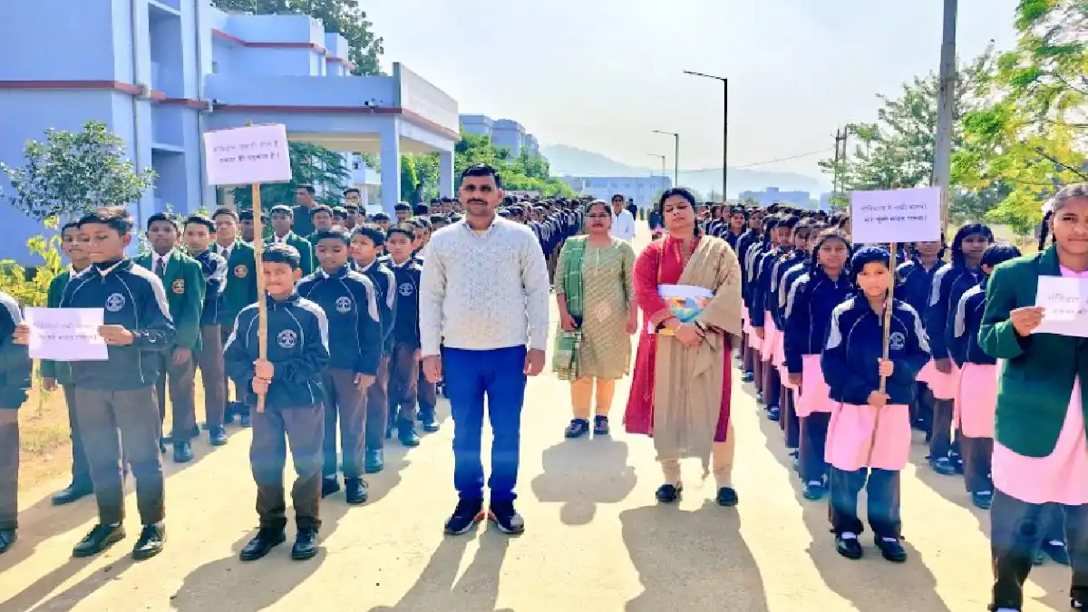महासमुंद : कक्षा 6वीं में प्रवेश हेतु लिखित परीक्षा का आयोजन... - CG Sandesh