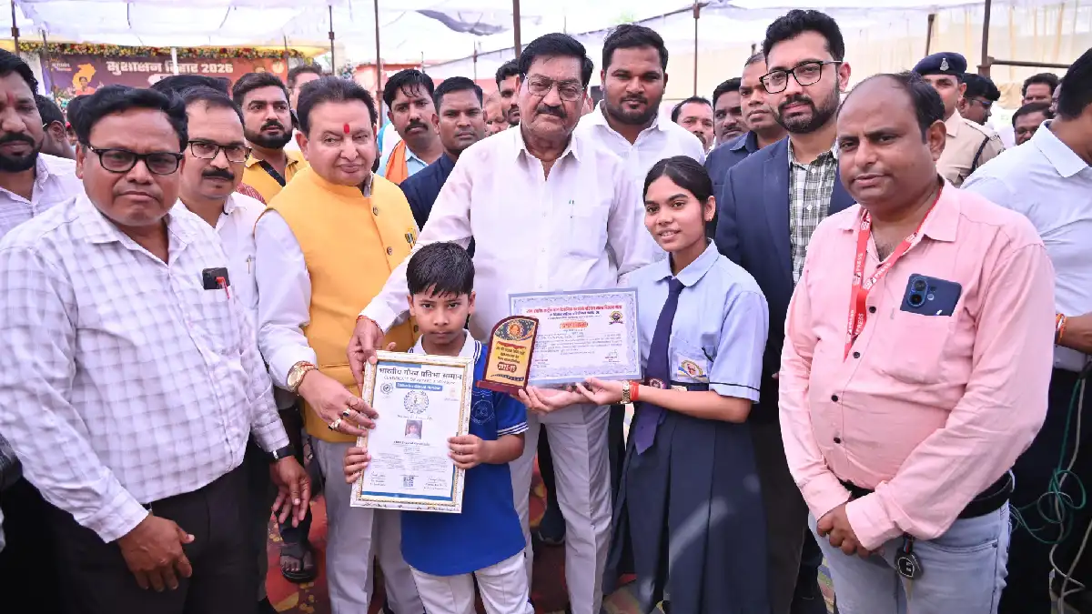 पिथौरा : राष्ट्रीय विज्ञान मेला दिल्ली के लिए चयनित हुए दोनो... - CG Sandesh