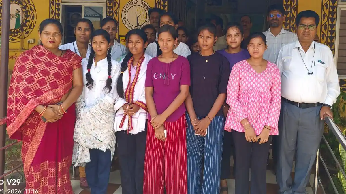 सरायपाली : HPV टीकाकरण ने पकड़ी रफ्तार, पीएचसी तोषगांव में 2... - CG Sandesh