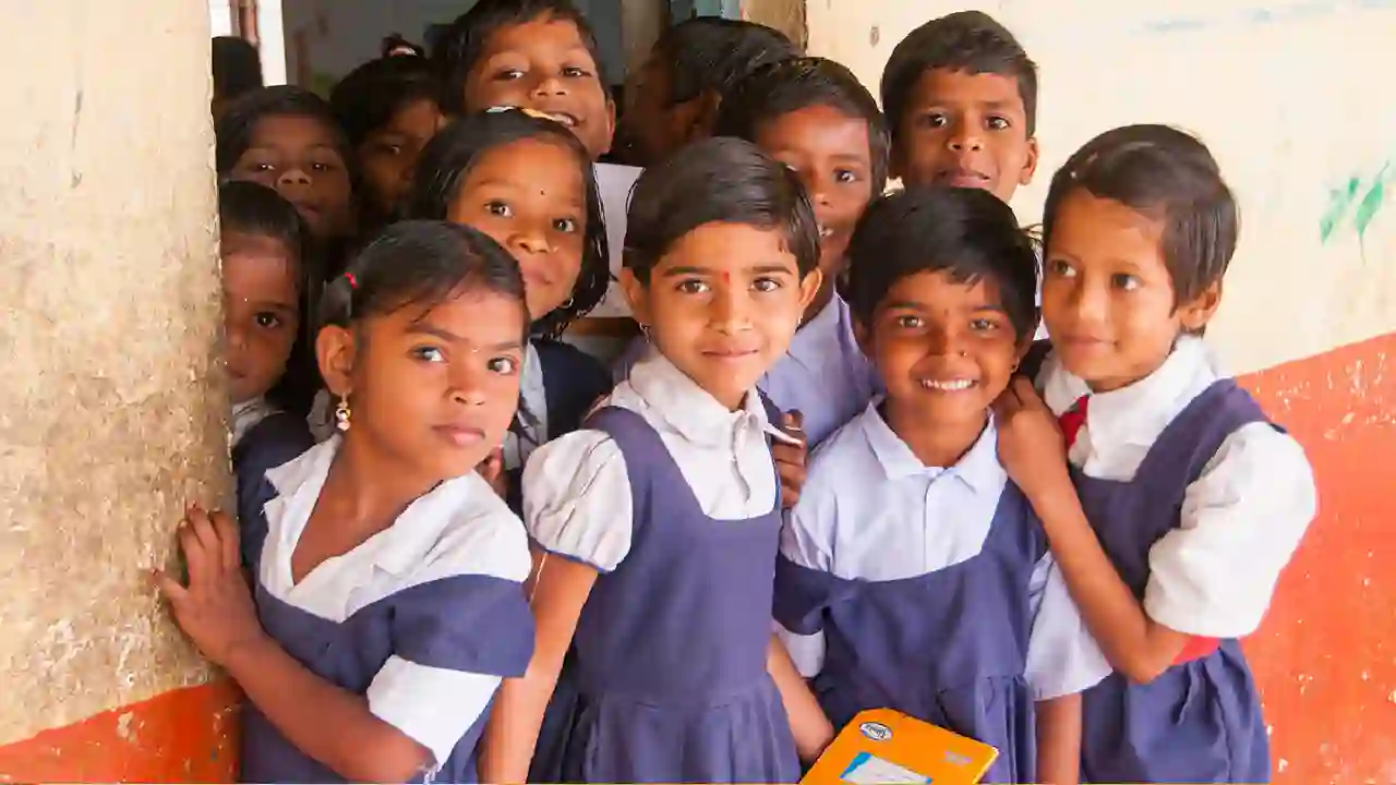 भारत की स्कूली शिक्षा पर महत्वपूर्ण नीति रिपोर्ट जारी - CG Sandesh