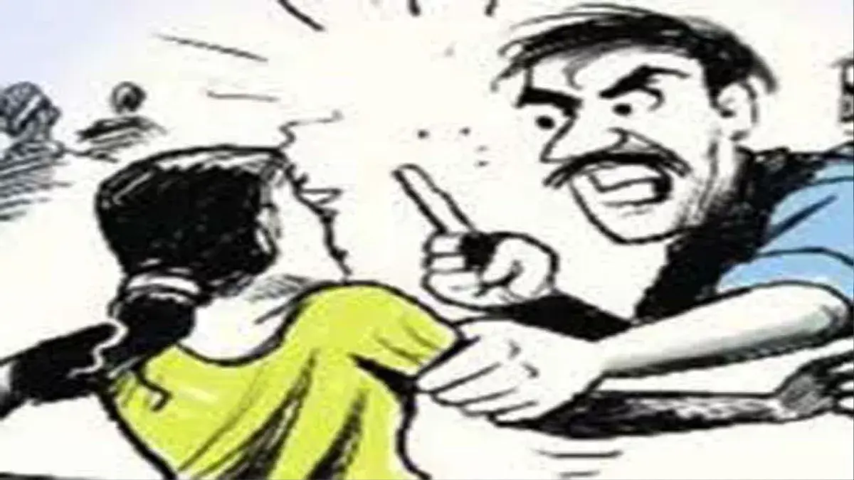 बसना : बिजली बनाने की बात को लेकर महिला से मारपीट - CG Sandesh