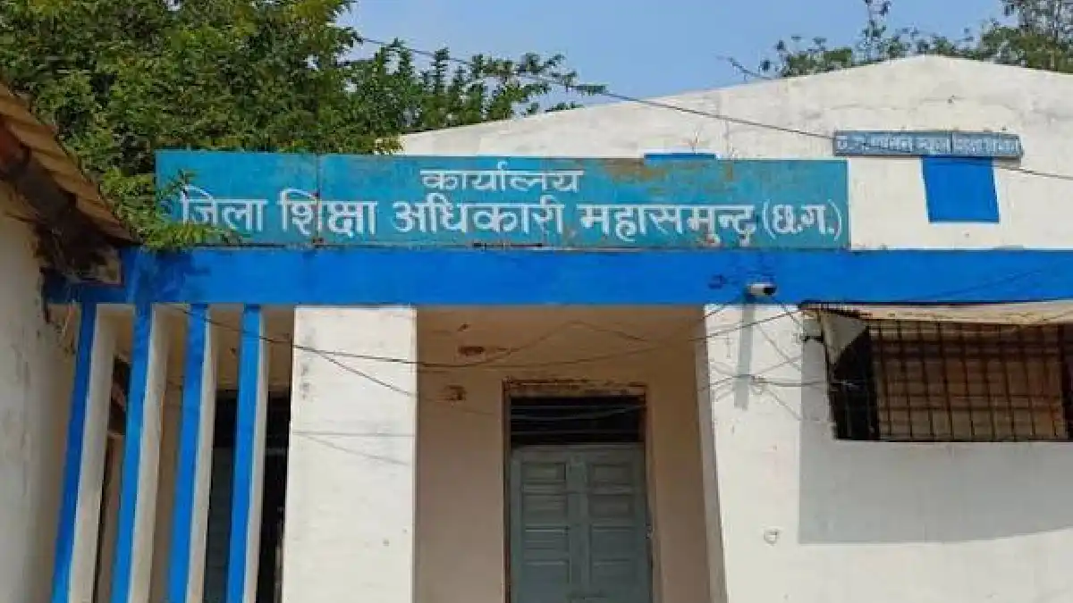 सरायपाली : कलेक्टर के निर्देशों पर चुप्पी, मीडिया के सवालों ... - CG Sandesh