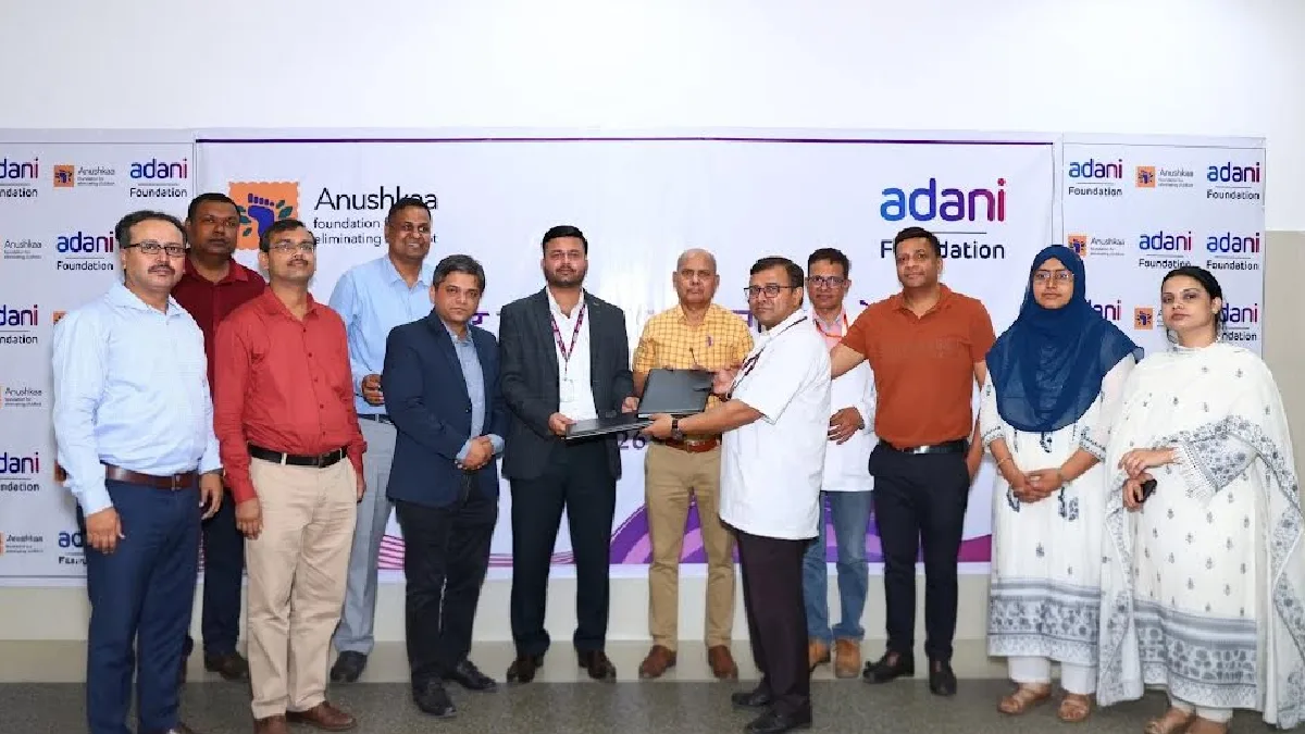 अदाणी फाउंडेशन और अनुष्का फाउंडेशन ने मिलाया हाथ, 10,000 बच्... - CG Sandesh