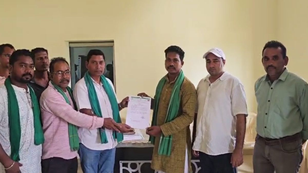 सुकमा में भारतीय किसान यूनियन की बैठक, सरकार की कृषि नीतियों... - CG Sandesh