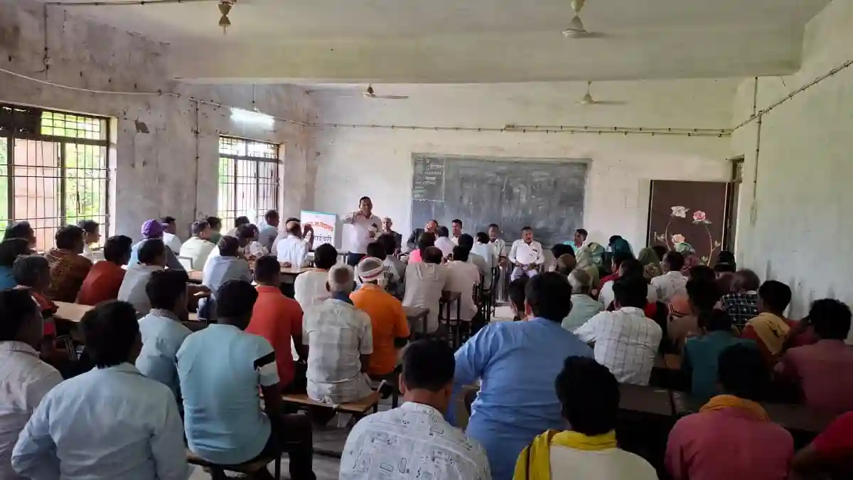 बसना : कोलिहादेवरी स्कूल में हुआ शाला प्रबंधन समिति का गठन, ... - CG Sandesh