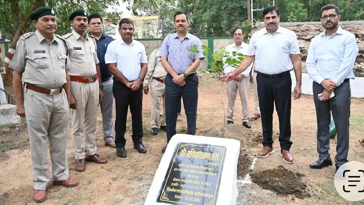 वन विद्यालय महासमुंद में 80वें वनरक्षक प्रशिक्षण सत्र का दीक्षांत समारोह सम्पन्न, उत्कृष्ट प्रशिक्षु हुए सम्मानित