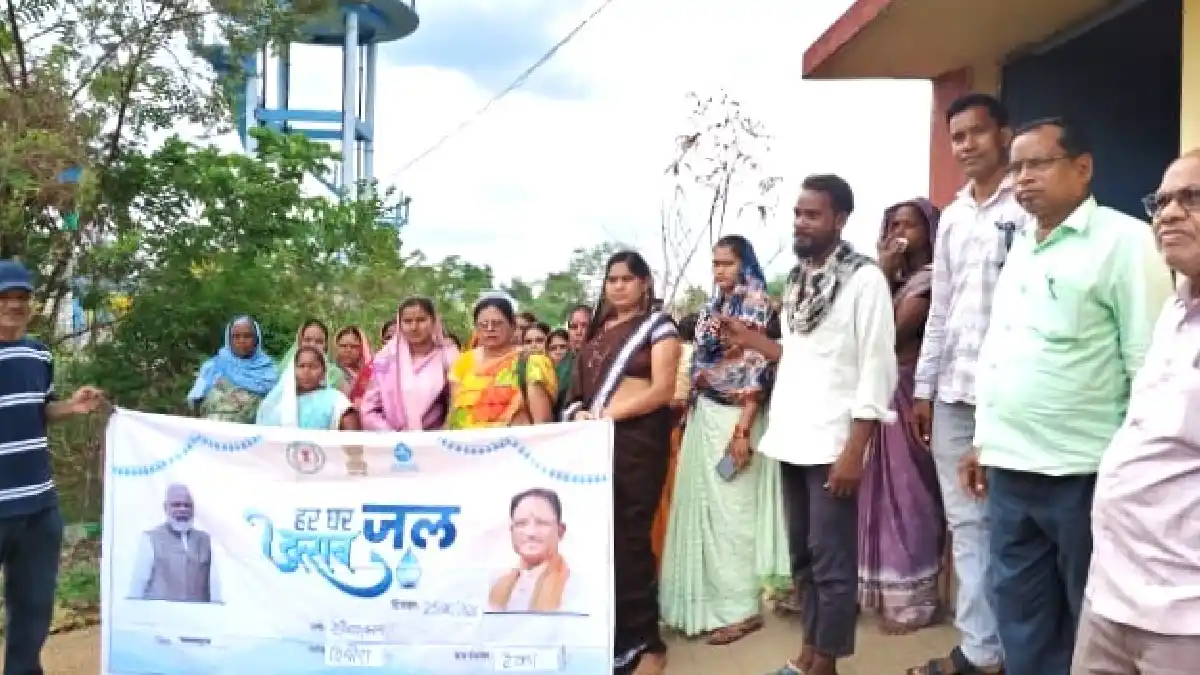महासमुंद : हर घर जल योजना से सेवैयाकला में हर घर पहुंच रहा ज... - CG Sandesh