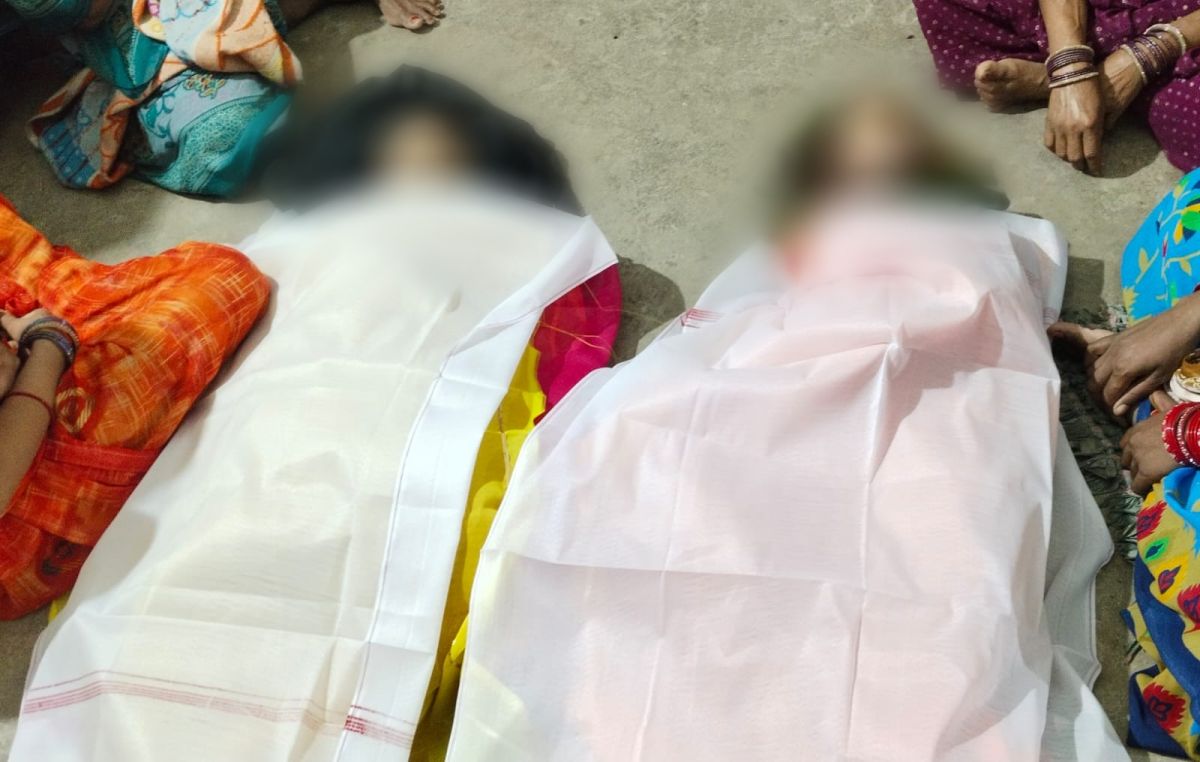 CG : घुरवा गड्ढे में डूबने से दो मासूम भाई-बहन की मौत, परिजन... - CG Sandesh