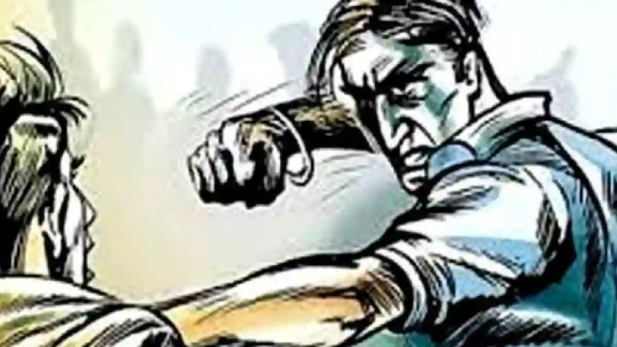 महासमुंद : घर के पास शराब पीने से मना करने पर मारपीट