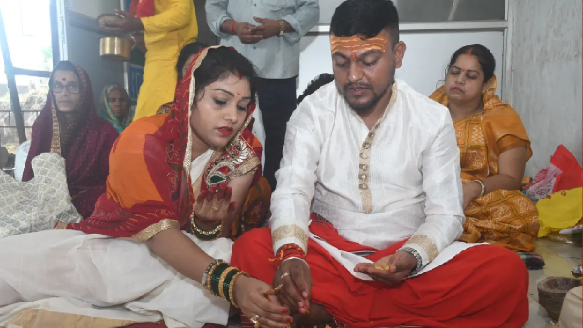 महासमुंद : श्रावण के प्रथम दिन से शुरू हुआ एक माह का महारुद्राभिषेक व हवन-पूजन