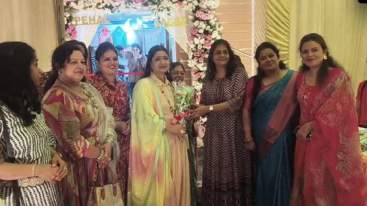 भूपेश बघेल ने गेड़ी चढ़कर मनाई हरेली, निवास पर दिखी छत्तीसगढ... - CG Sandesh