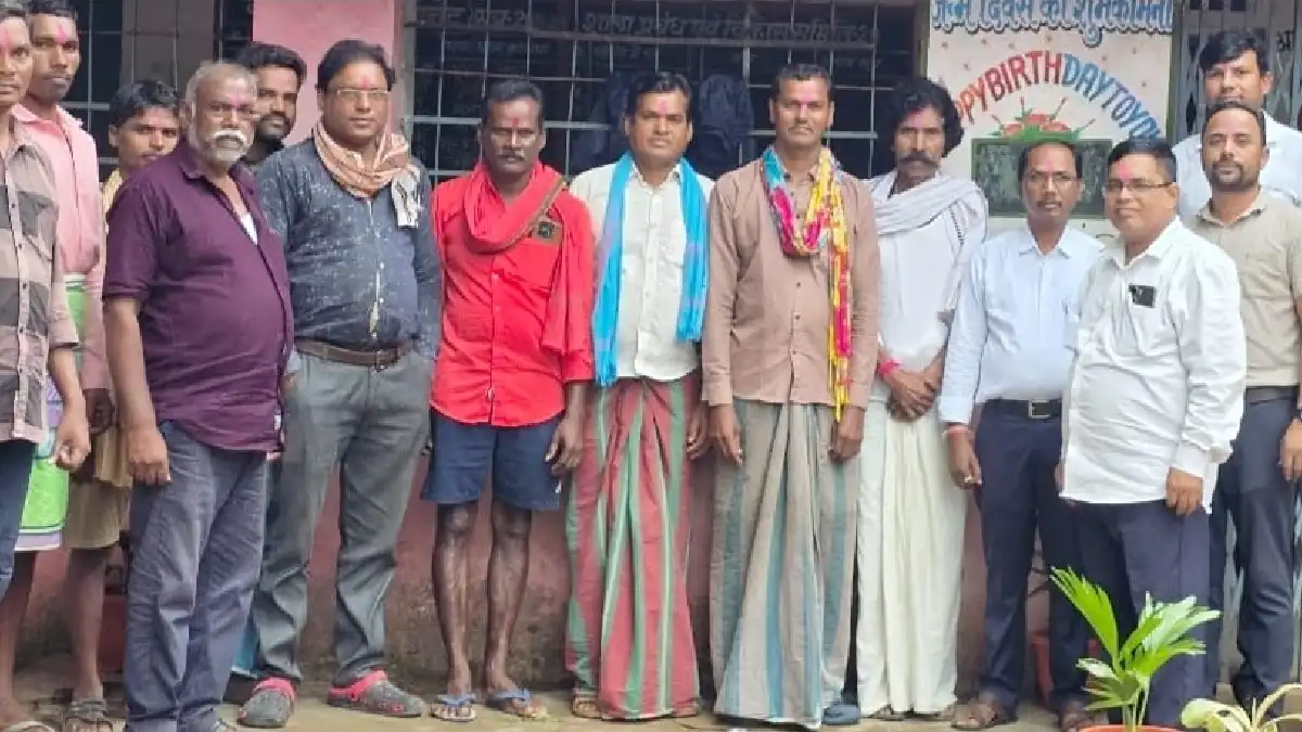 सरायपाली : शासकीय उच्च प्राथमिक शाला चकरदा में शाला प्रबंधन ... - CG Sandesh