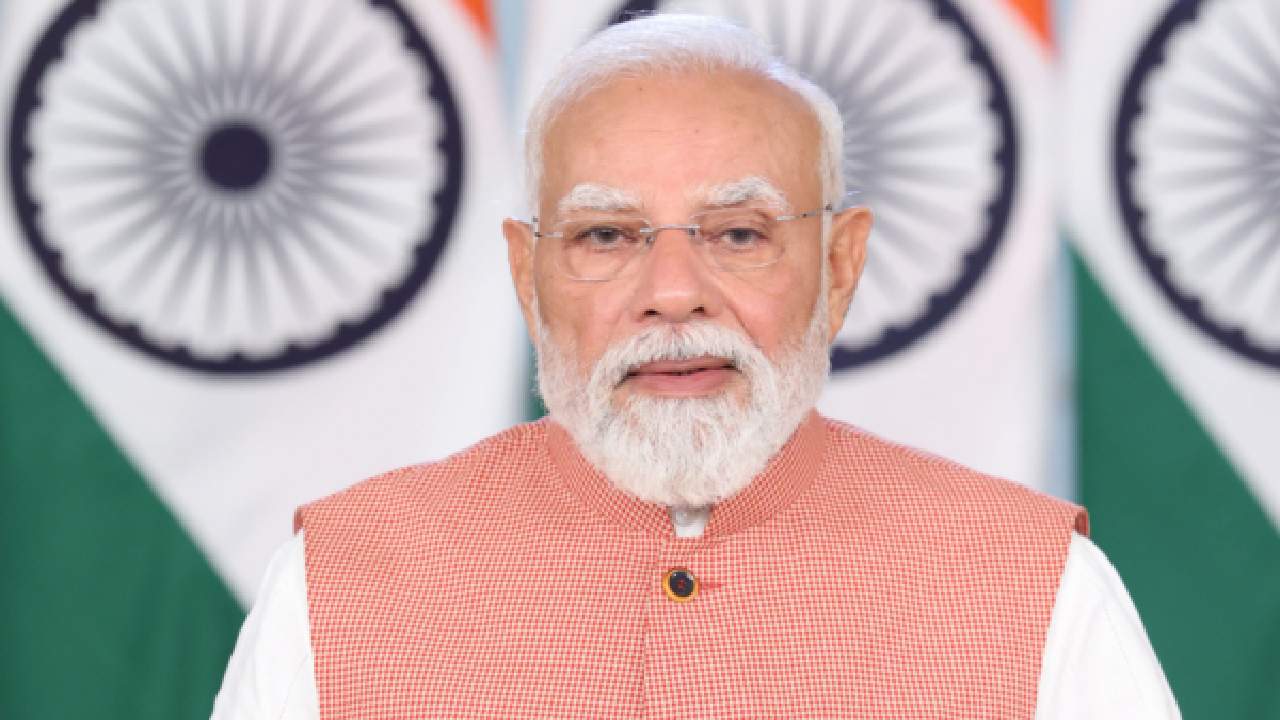 प्रधानमंत्री मोदी ने युवाओं से नफरत और गाली-गलौज से दूर रहने... - CG Sandesh