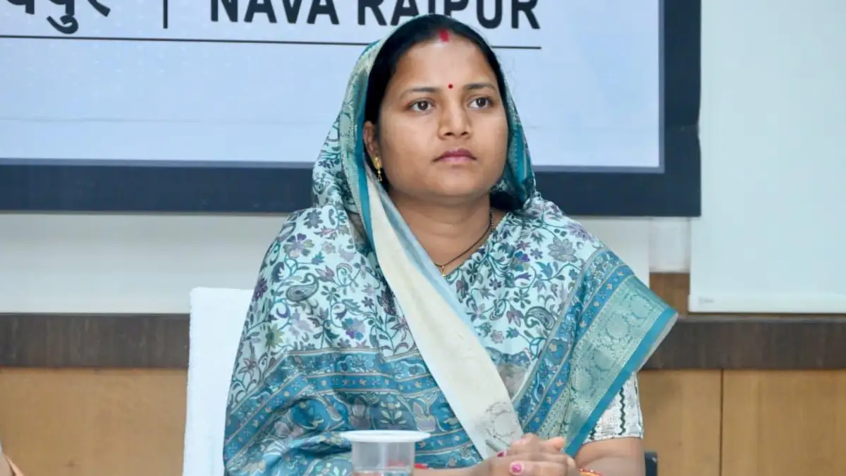 CG : मंत्री  लक्ष्मी राजवाड़े के प्रयासों से 97 गांवों में हो... - CG Sandesh