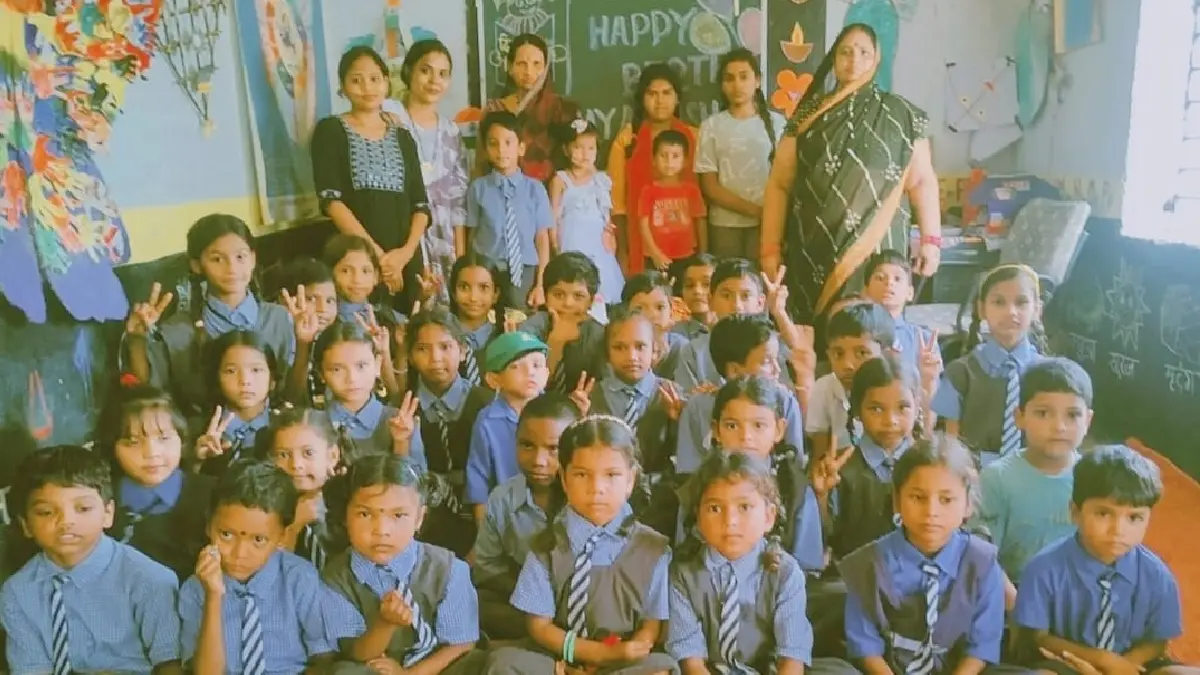 सरायपाली : शासकीय प्राथमिक शाला मुधा में नेवता भोज एवं जन्मद... - CG Sandesh
