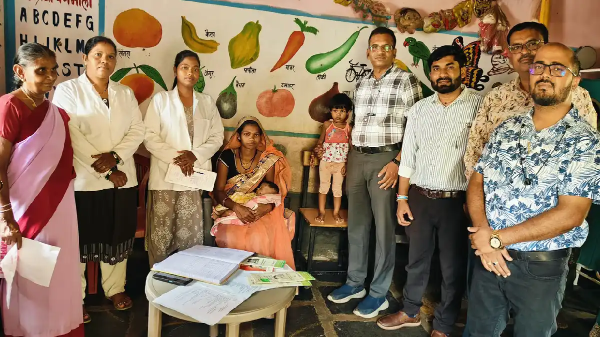 महासमुंद : जिला टीकाकरण अधिकारी ने किया नियमित टीकाकरण सत्रो... - CG Sandesh
