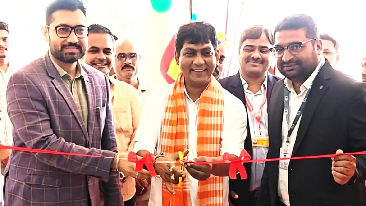 महासमुंद में बुनियादी सुविधाओं से लैस नए आधार सेवा केन्द्र क... - CG Sandesh