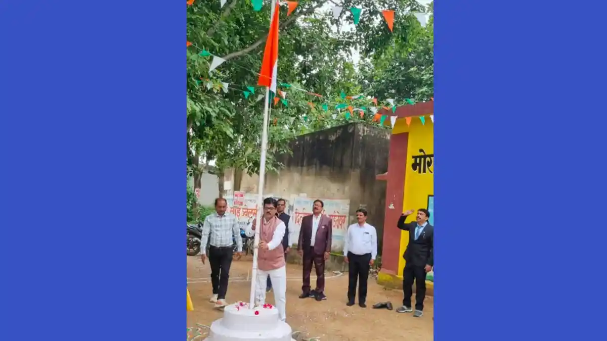 सरायपाली : बीईओ एवं बीआरसी कार्यालय में स्वतंत्रता दिवस हर्ष... - CG Sandesh