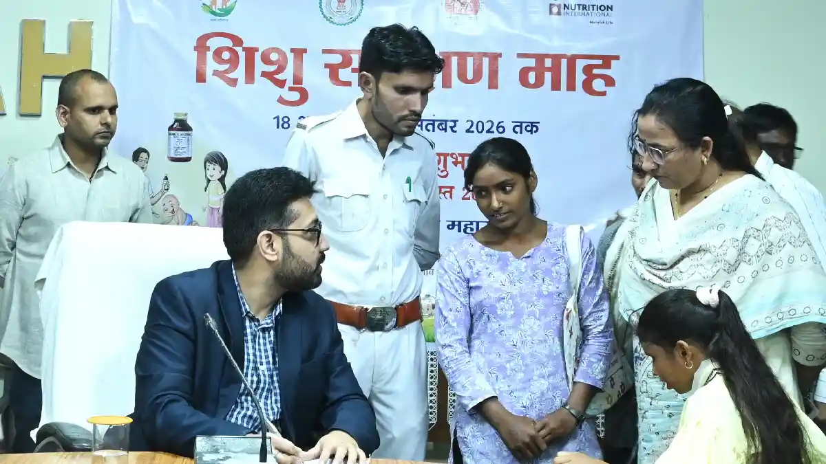 महासमुंद : कलेक्टर लंगेह ने सुनी आवेदकों की समस्याएं, संबंधि... - CG Sandesh