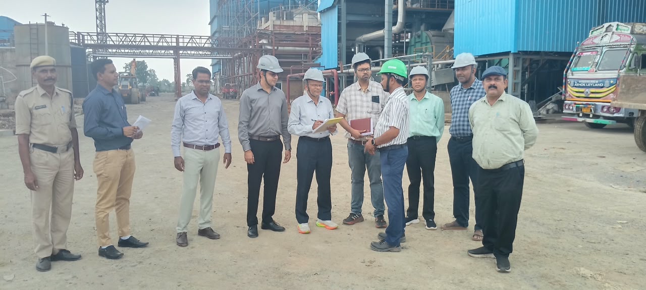 महासमुंद : पिकाडली एग्रो एवं खुशी स्टोन का संयुक्त टीम द्वार... - CG Sandesh