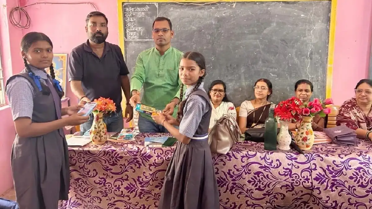 संकुल केंद्र कन्या सरायपाली में 'स्पीड रीडिंग' कार्यक्रम का ... - CG Sandesh