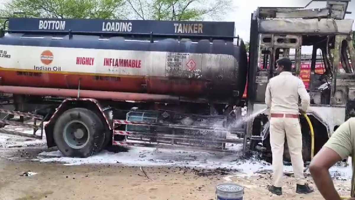 पेट्रोल-डीजल से भरे टैंकर में लगी भीषण आग, गुरसिया मोड़ पर म... - CG Sandesh