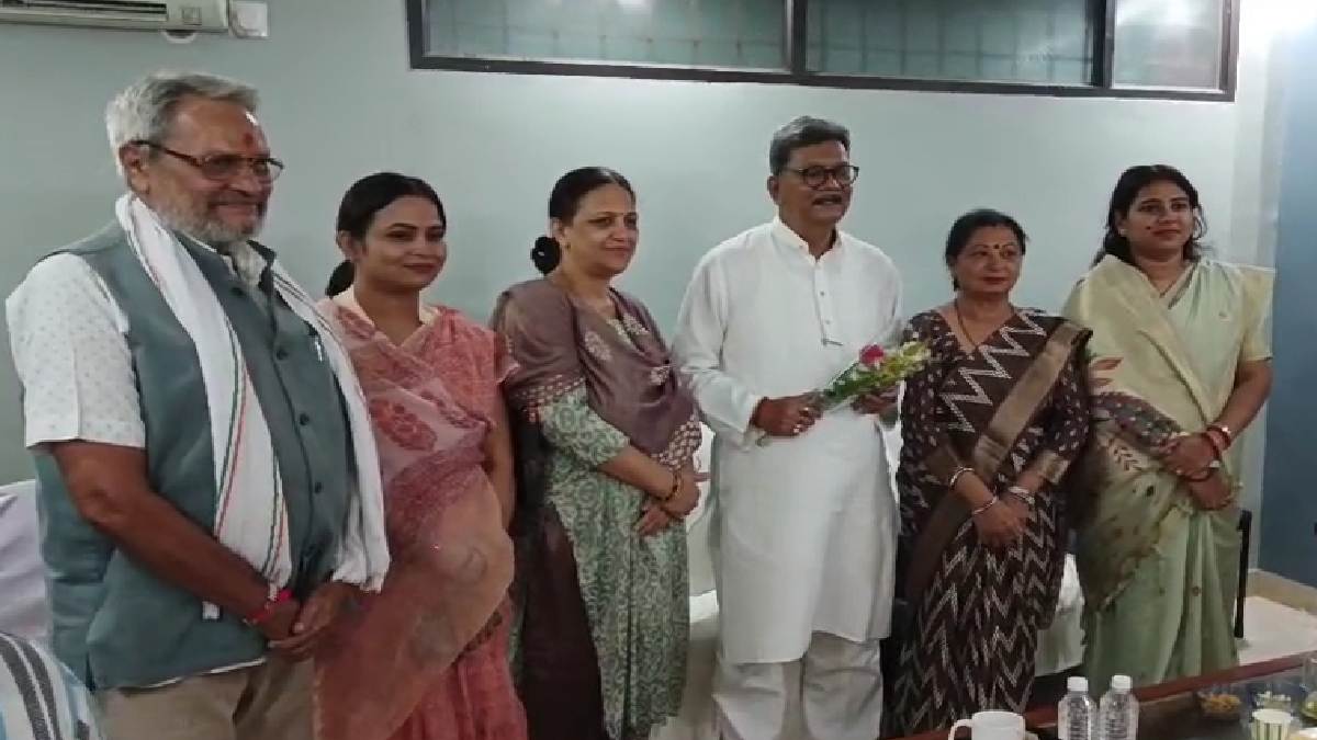 बिलासपुर में कांग्रेस नेता श्याम कश्यप पर हमले के बाद चरणदास... - CG Sandesh