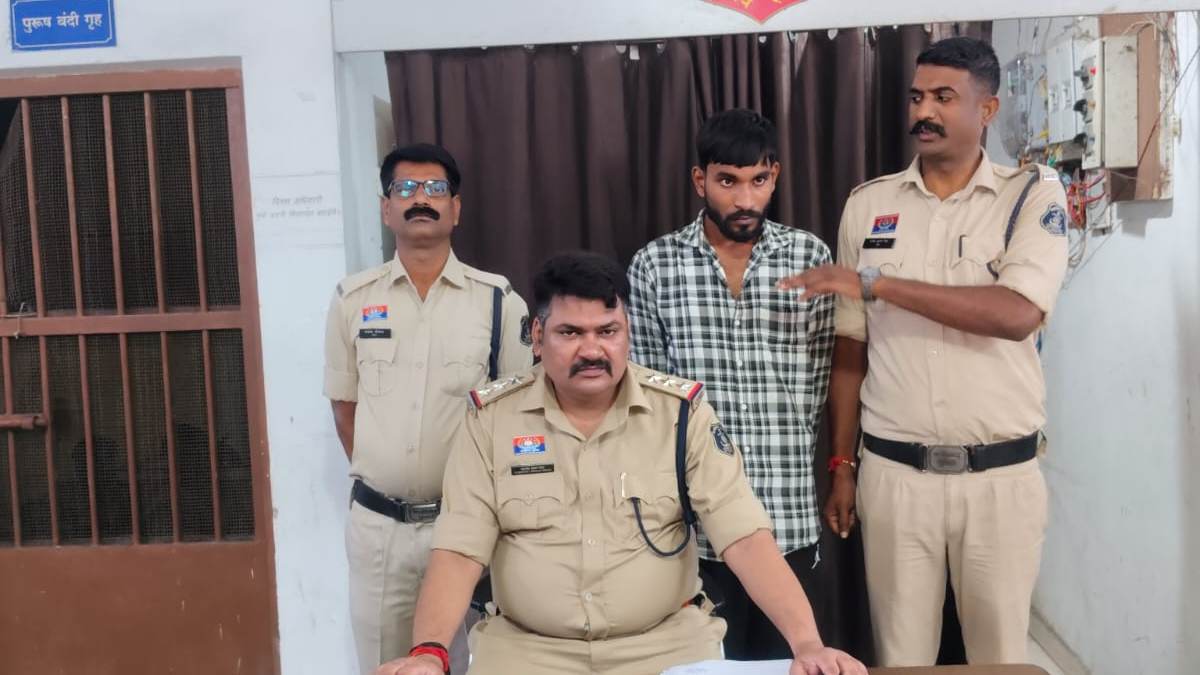 सिलपहरी शराब दुकान के पास युवक की चाकू मारकर हत्या, दो आरोपी... - CG Sandesh