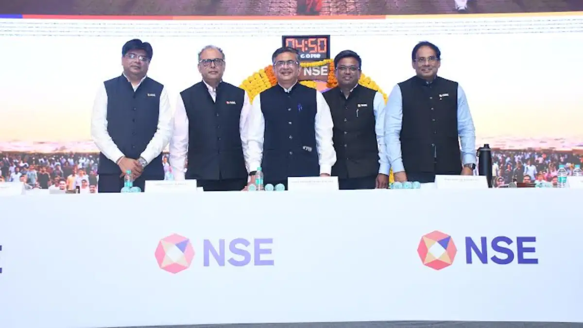 नेशनल स्टॉक एक्सचेंज ऑफ इंडिया का इनिशियल पब्लिक ऑफर 17 सितं... - CG Sandesh