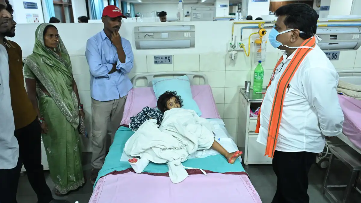 उप मुख्यमंत्री विजय शर्मा ने एम्स रायपुर में महाराष्ट्र सड़क... - CG Sandesh