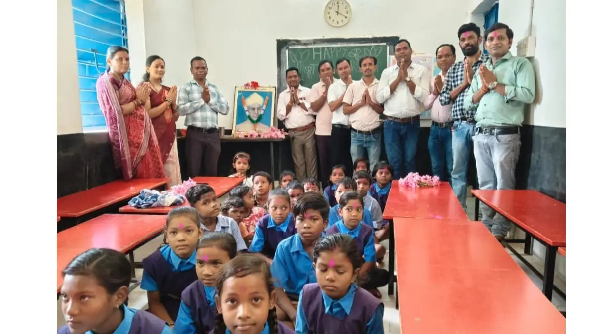 सरायपाली : शासकीय प्राथमिक शाला जोगीदादर में हर्षोल्लास के स... - CG Sandesh