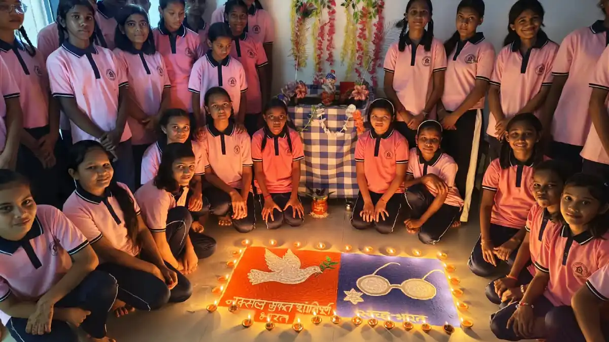 महासमुंद : विभिन्न जनकल्याणकारी योजनाओं की थीम आधारित रंगोली... - CG Sandesh