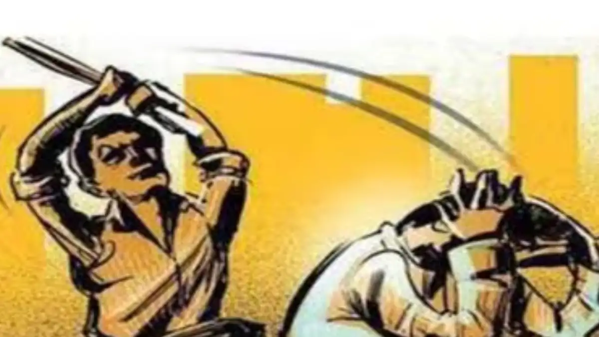 सरायपाली : झगड़ा कर रहे दो युवकों को रास्ता देने कहना पड़ गय... - CG Sandesh